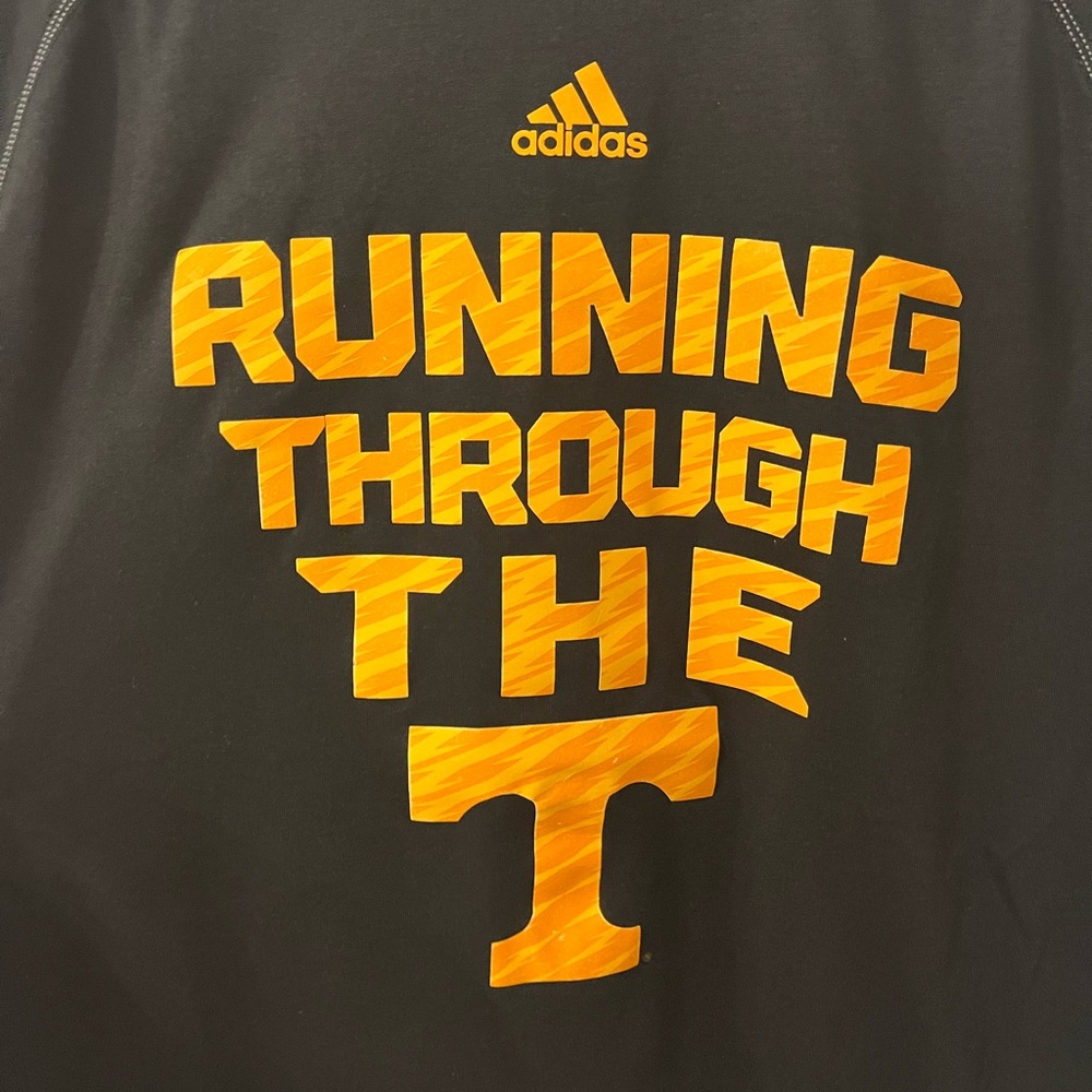 Adidas men’s long sleeve athletic shirt - Picture 2 of 4